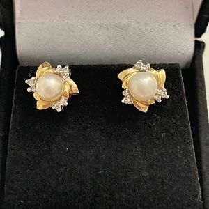 Solid 14k Gold Diamond and Pearl Earrings